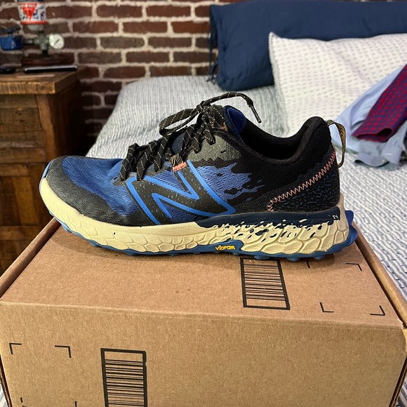 New Balance Blue and Black Athletic Shoes - Picture 9 of 12